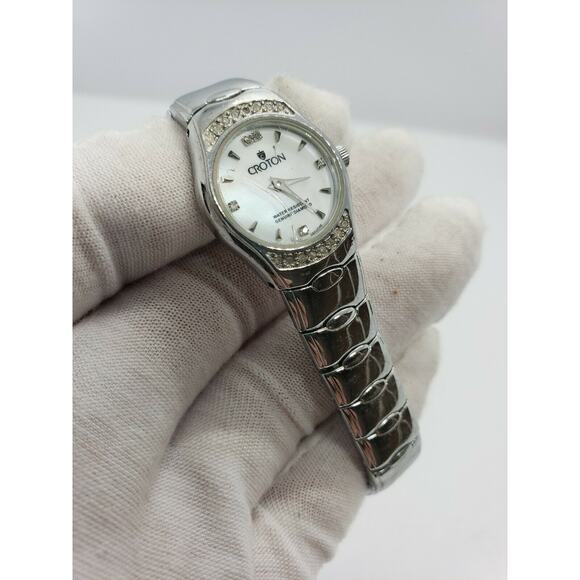 Croton Women\'s Watch 22mm White MOP Dial main image 7